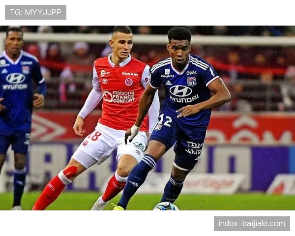 朗斯1.09亿欧元身价法甲小球场的商业运营效率评估