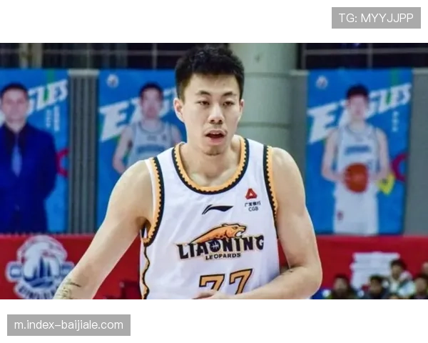 张镇麟防守强度需保持 锋线轮换应对日本多点位进攻